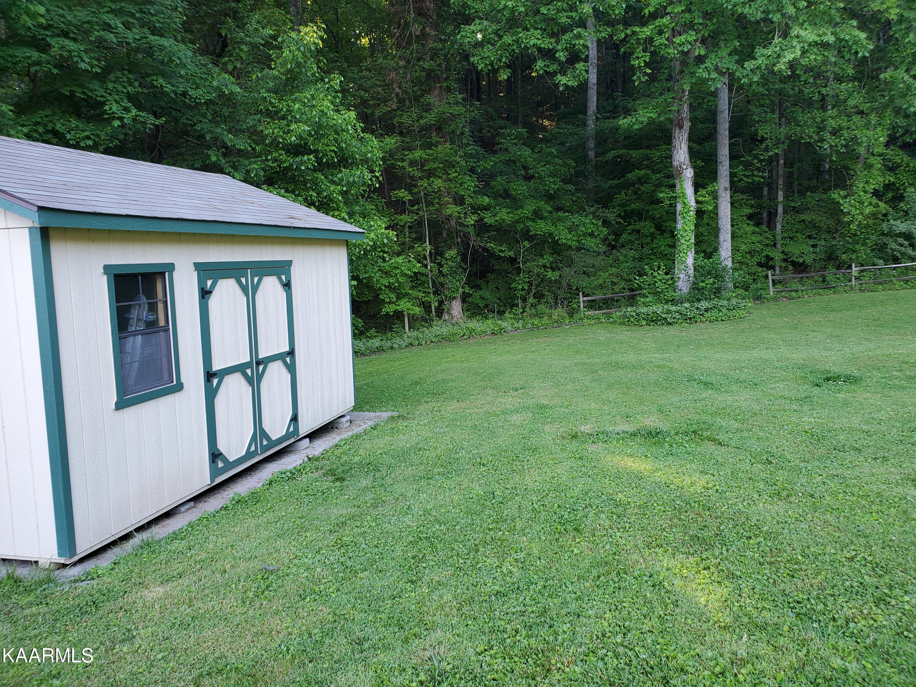 111 Tidewater Lane Oak Ridge, TN 37830 - Photo 32 of 37 Storage Shed