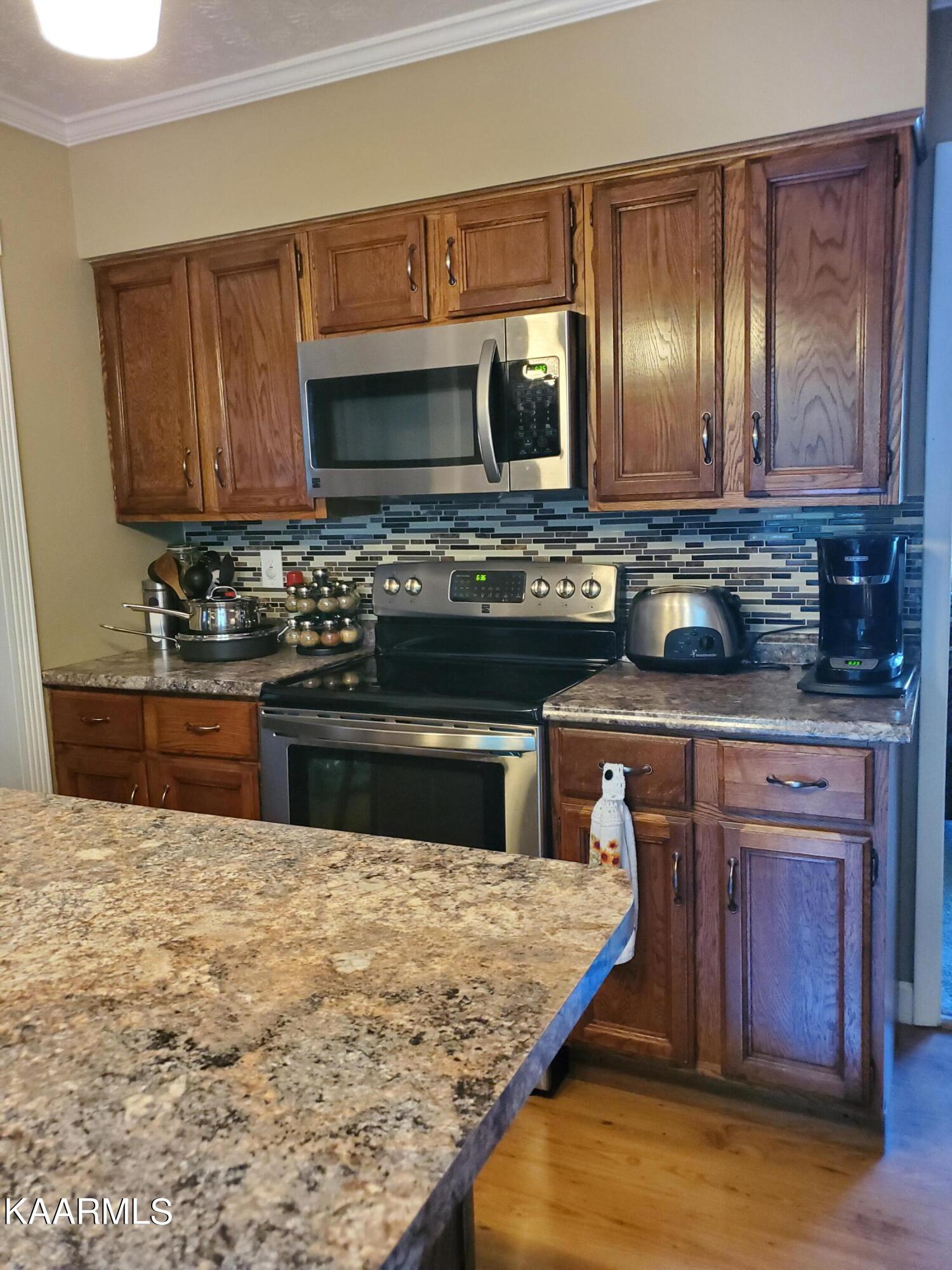 111 Tidewater Lane Oak Ridge, TN 37830 - Photo 8 of 37 Kithchen