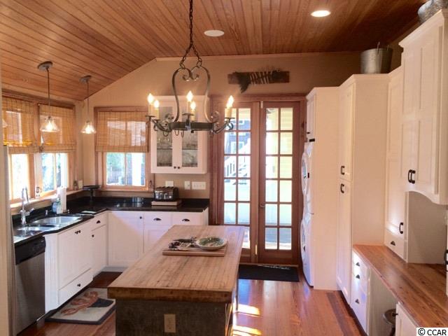 727 Prince Street Georgetown, SC 29440 - Photo 3 of 28