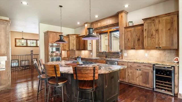 $1,999,000 | 13606 North Riverbluff Lane, Spokane, WA 99208