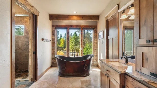 $1,999,000 | 13606 North Riverbluff Lane, Spokane, WA 99208
