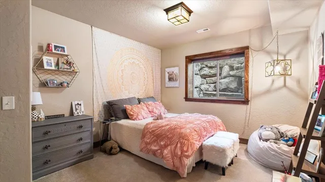 $1,999,000 | 13606 North Riverbluff Lane, Spokane, WA 99208