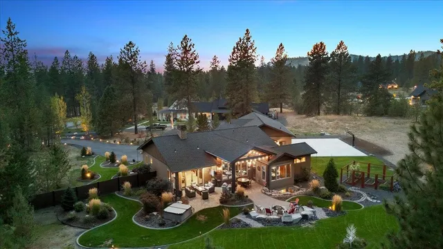 $1,999,000 | 13606 North Riverbluff Lane, Spokane, WA 99208