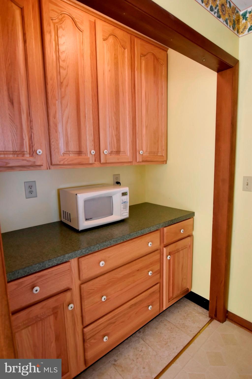 576 Old Hanover Road Spring Grove, PA 17362 - Photo 12 of 45