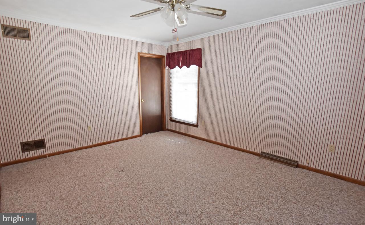 576 Old Hanover Road Spring Grove, PA 17362 - Photo 14 of 45