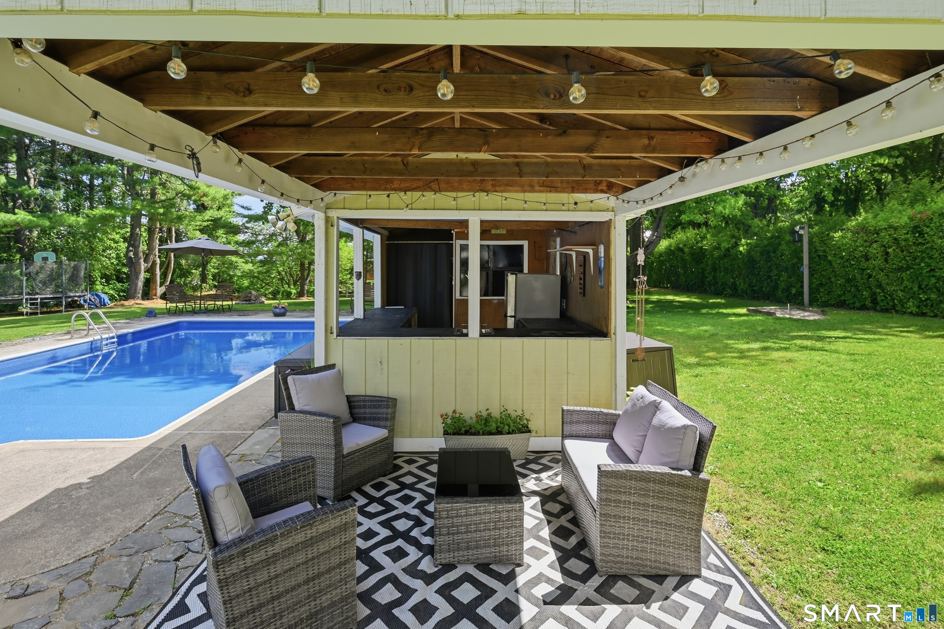 8 Winthrop Road Bethel, CT 06801 - Photo 30 of 32