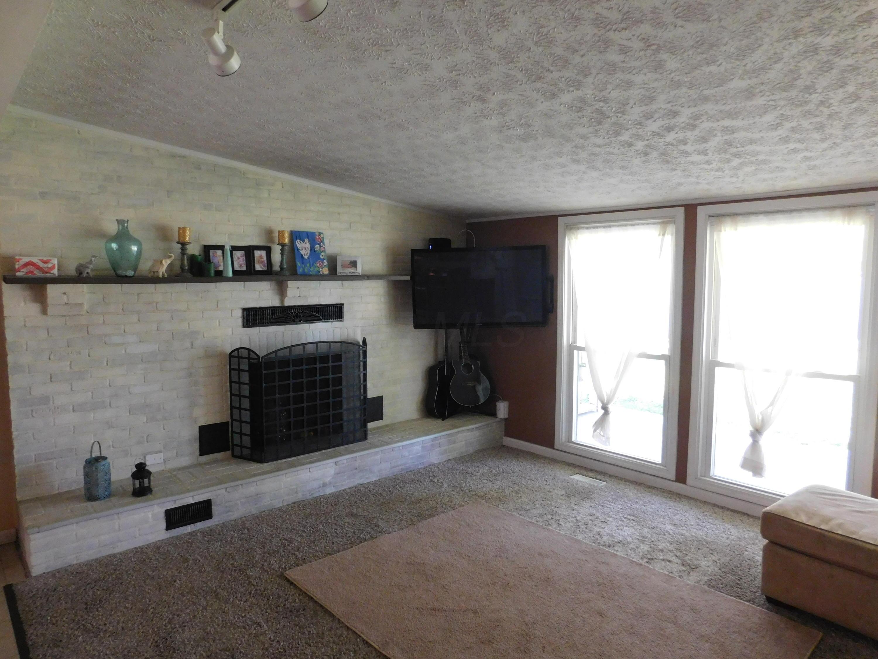 3557 Glorious Road Columbus, OH 43204 - Photo 3 of 23 Gallery Image 3
