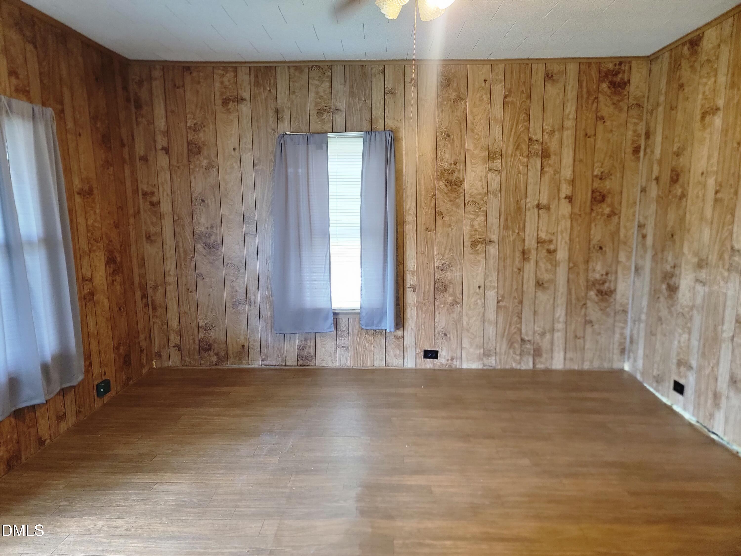 474 Providence Road Roxboro, NC 27573 - Photo 4 of 14 20251001_144004