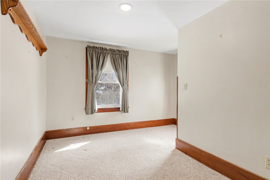 35 Hathaway Road Irondequoit, NY 14617 - Photo 15 of 26