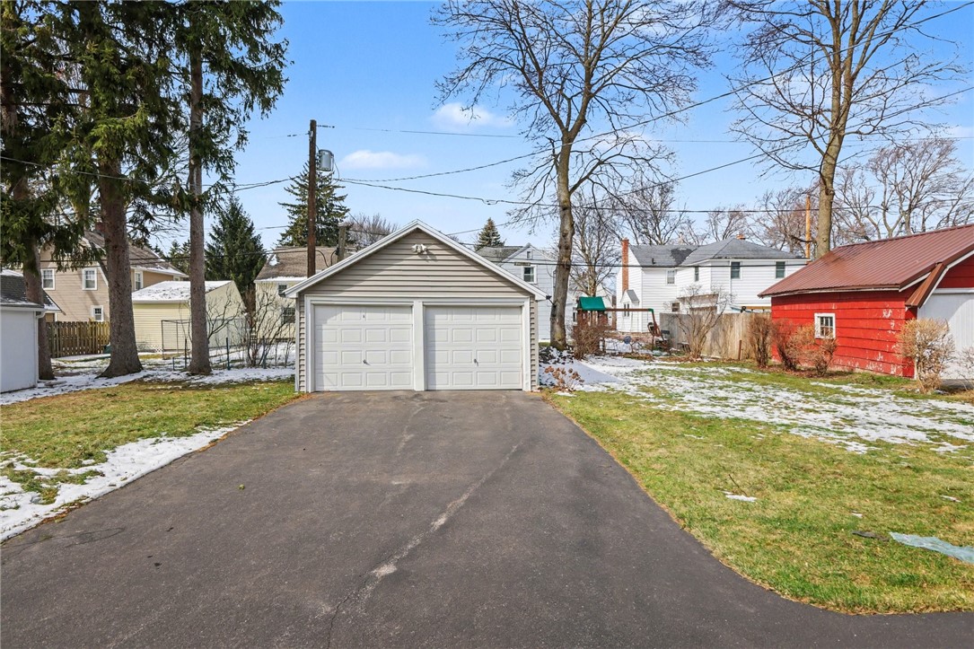 35 Hathaway Road Irondequoit, NY 14617 - Photo 23 of 26