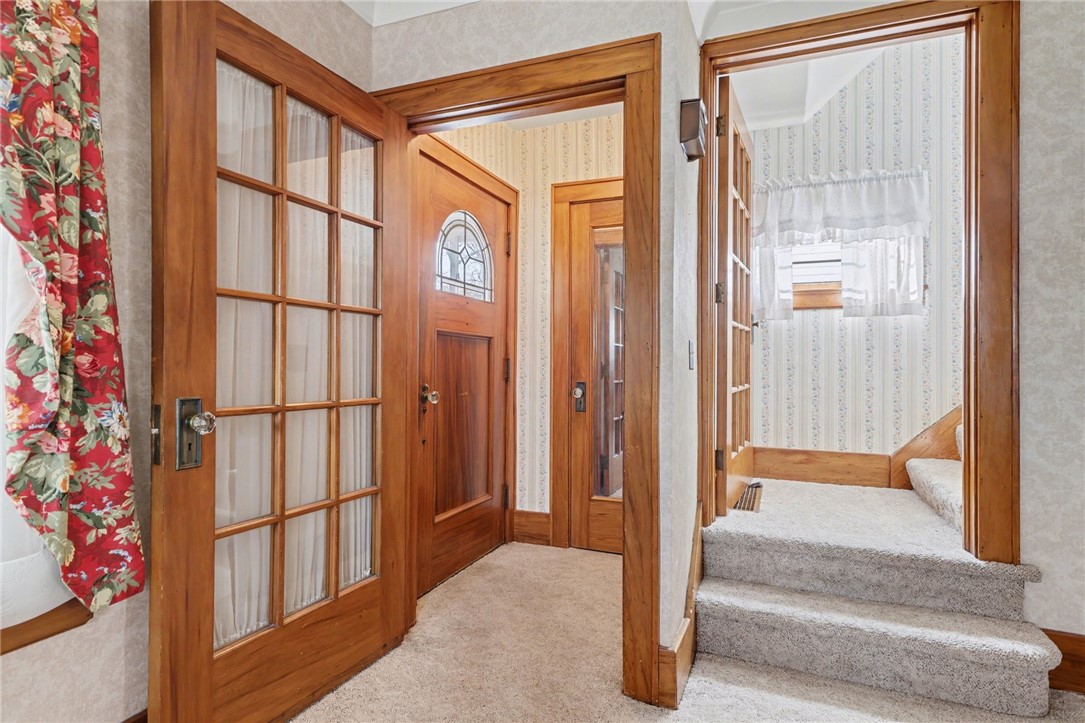 35 Hathaway Road Irondequoit, NY 14617 - Photo 4 of 26