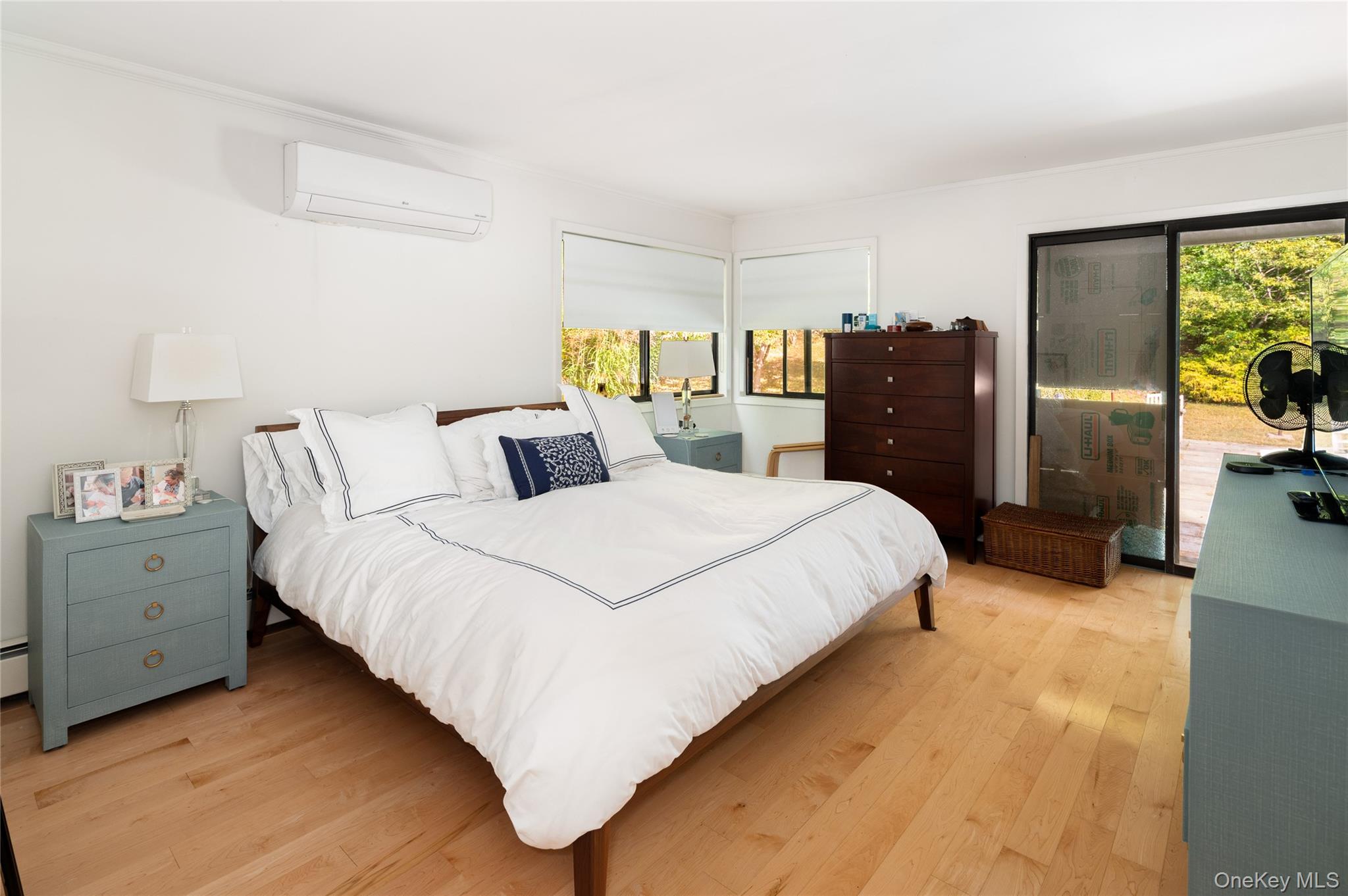 29 Alice Road Mount Kisco, NY 10549 - Photo 17 of 24 Primary bedroom