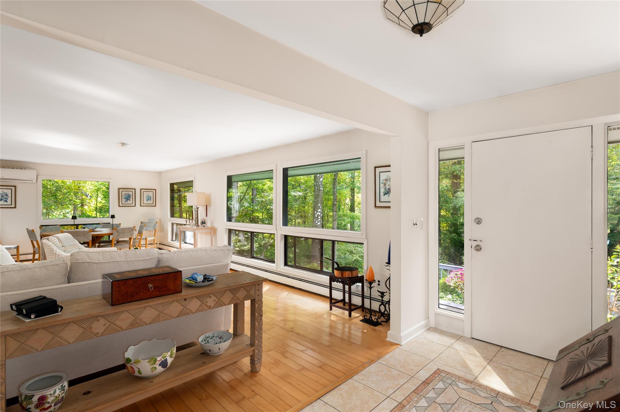 29 Alice Road Mount Kisco, NY 10549 - Photo 6 of 24 Living room