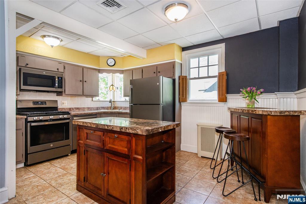 50 Morningside Road Verona, NJ 07044 - Photo 15 of 35