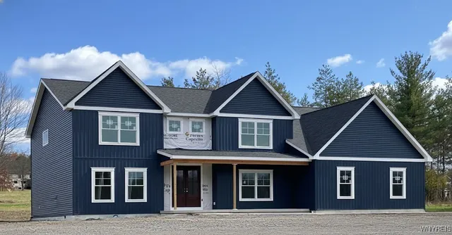 $1,099,900 | 17 Kestrel Court, Orchard Park, NY 14127