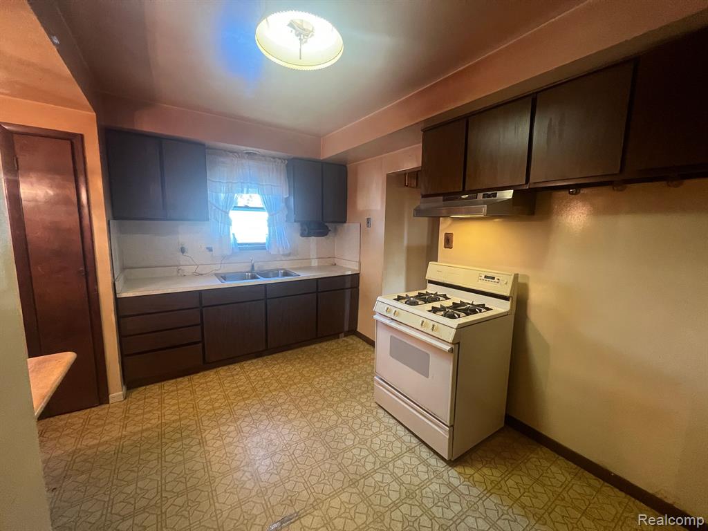 6351 North Beck Road Canton, MI 48187 - Photo 19 of 28