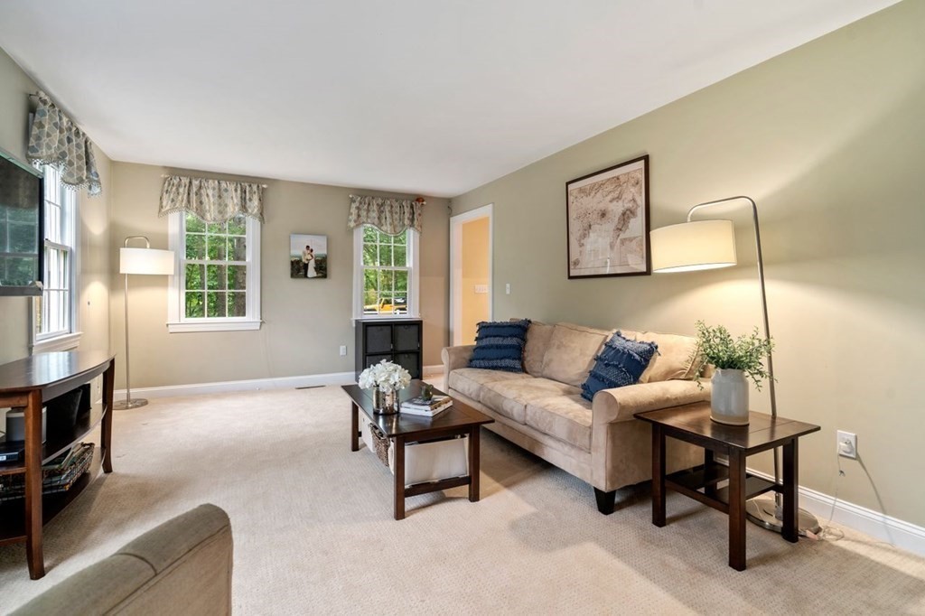 149 Chestnut Street Hudson, MA 01749 - Photo 18 of 42 Gallery Image 18