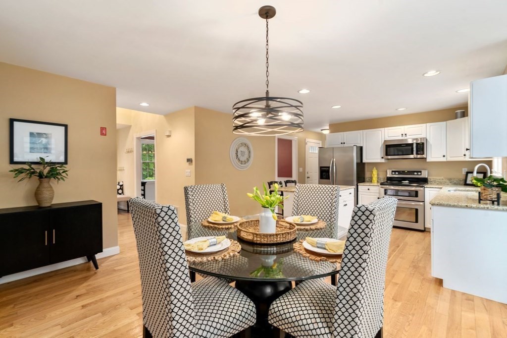 149 Chestnut Street Hudson, MA 01749 - Photo 10 of 42 Gallery Image 10