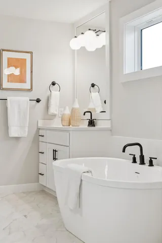 $934,750 | 5527 Scenic Loop Run, Victoria, MN 55318