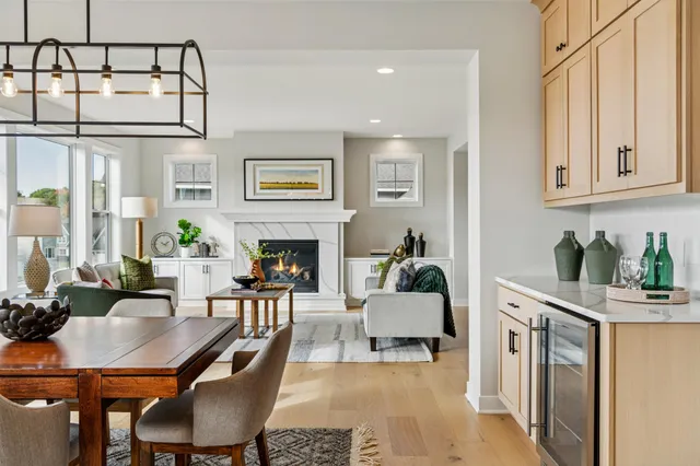 $934,750 | 5527 Scenic Loop Run, Victoria, MN 55318