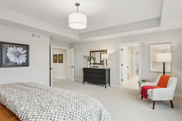 $934,750 | 5527 Scenic Loop Run, Victoria, MN 55318