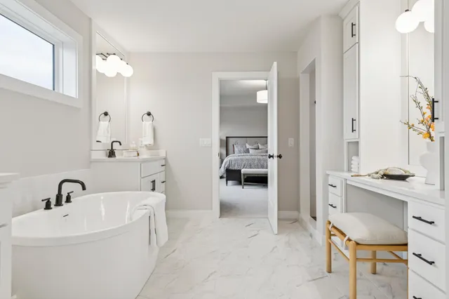 $934,750 | 5527 Scenic Loop Run, Victoria, MN 55318