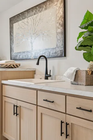 $934,750 | 5527 Scenic Loop Run, Victoria, MN 55318