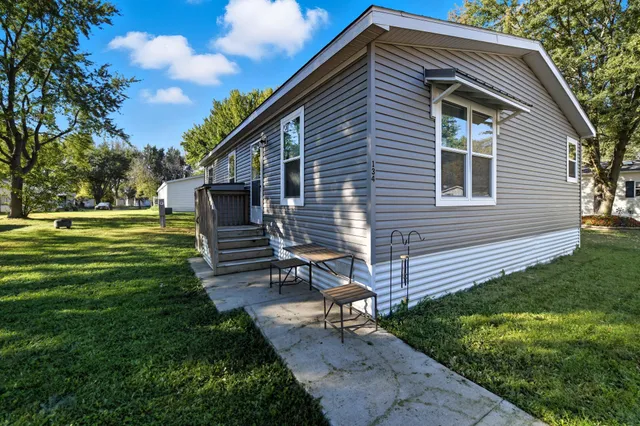 $120,000 | 134 Anthony Drive, Unit 31, Lakeville, MN 55044