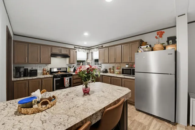 $120,000 | 134 Anthony Drive, Unit 31, Lakeville, MN 55044