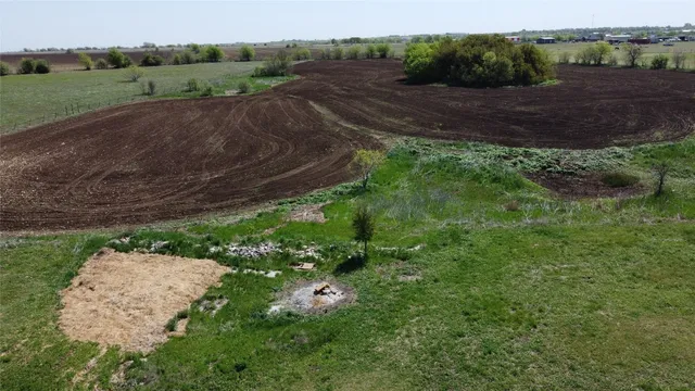 $1,200,000 | 240 County Road 344, Jarrell, TX 76537