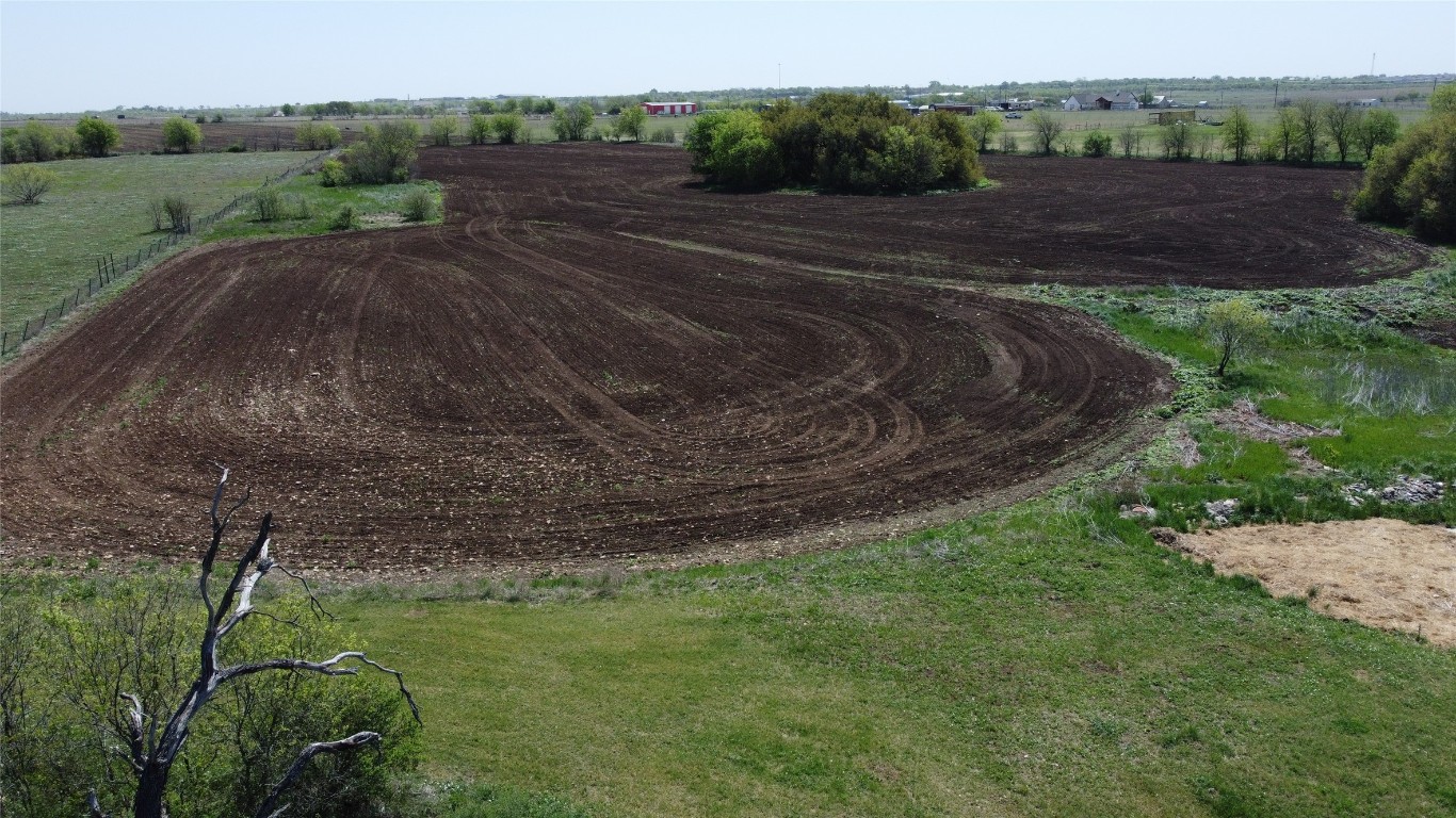 240 County Road 344 Jarrell, TX 76537 - Photo 14 of 16 a view of outdoor space and yard