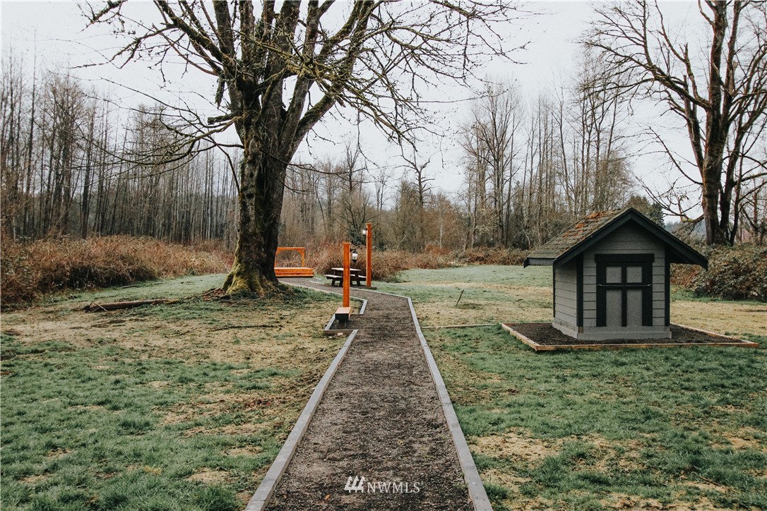 311 South Machias Road Snohomish, WA 98290 - Photo 8 of 23 Gallery Image 8