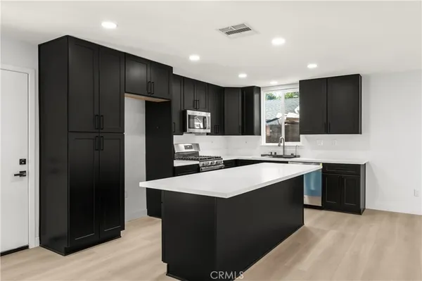 $670,000 | 1437 East I Street, Ontario, CA 91764