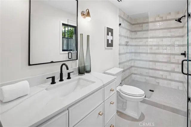 $8,199,000 | 1963 Port Edward Place, Newport Beach, CA 92660