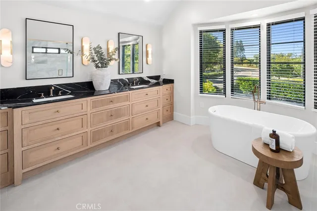 $8,199,000 | 1963 Port Edward Place, Newport Beach, CA 92660