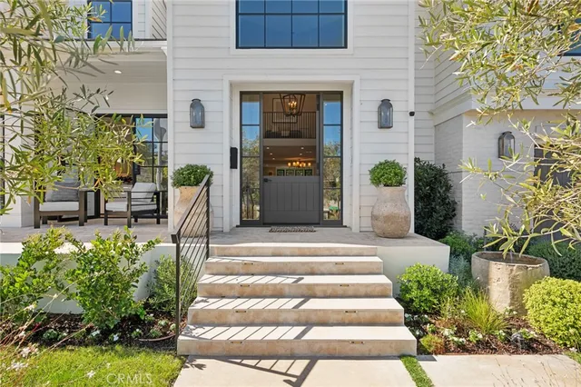 $8,199,000 | 1963 Port Edward Place, Newport Beach, CA 92660