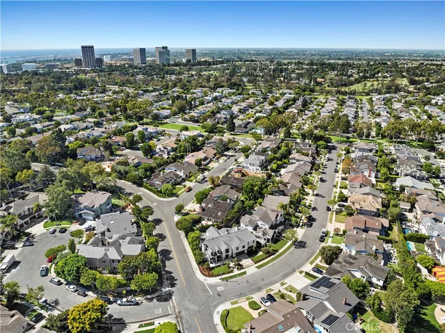 $8,199,000 | 1963 Port Edward Place, Newport Beach, CA 92660