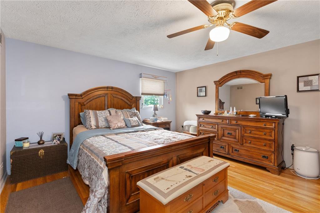 176 North Jamestown Road Coraopolis, PA 15108 - Photo 29 of 44 Gallery Image 29