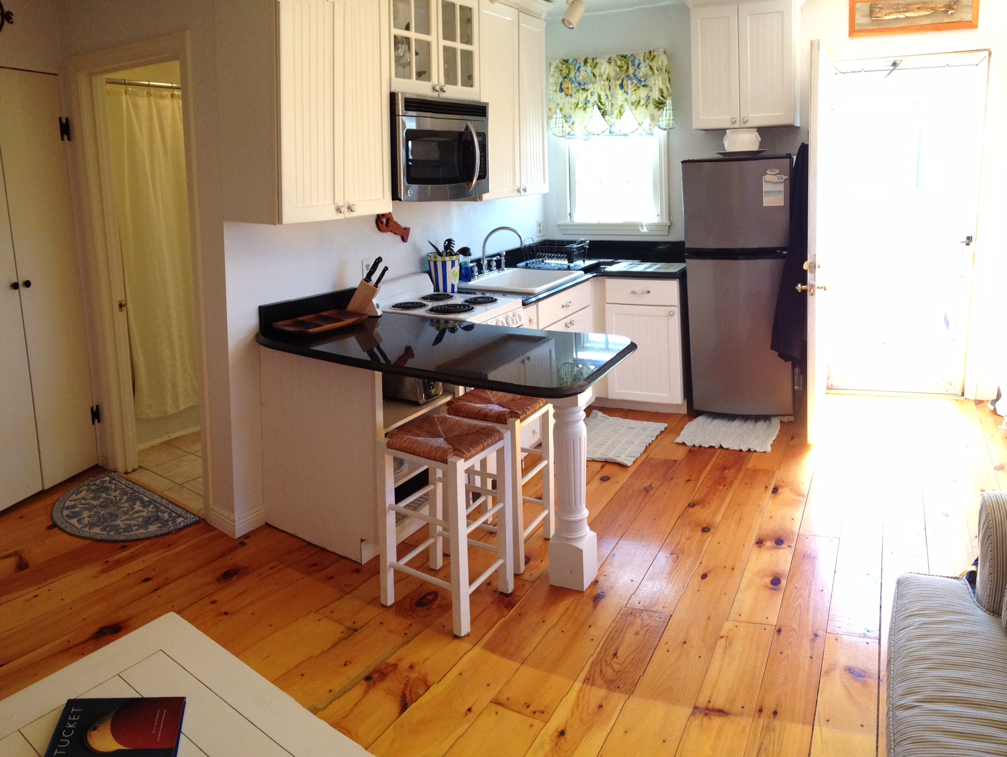 133 Old South Road, Unit 5 Nantucket, MA 02554 - Photo 12 of 18 Gallery Image 12