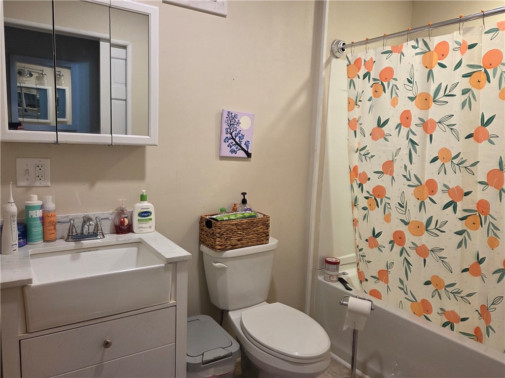 18 Academy Street Oneonta, NY 13820 - Photo 7 of 21