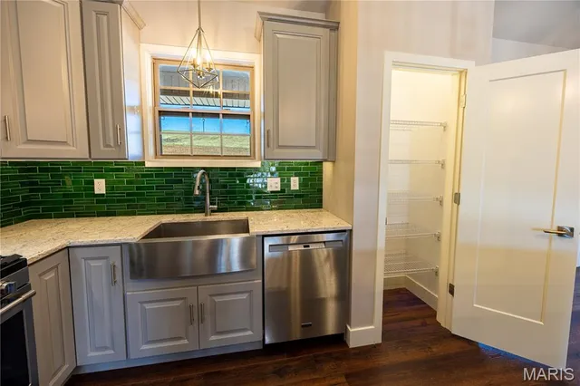 $439,000 | 1599 Helmsdale Drive, Cape Girardeau, MO 63701