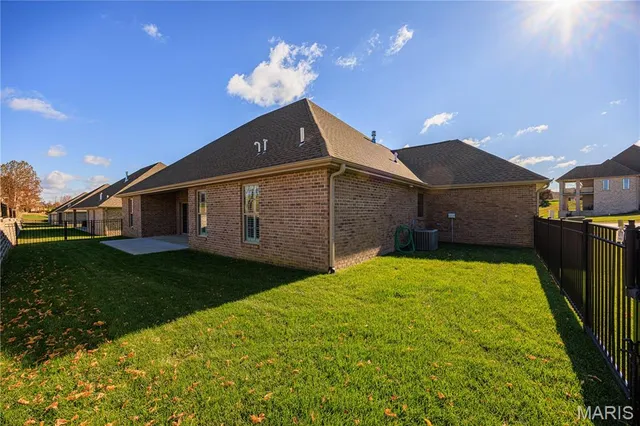 $439,000 | 1599 Helmsdale Drive, Cape Girardeau, MO 63701