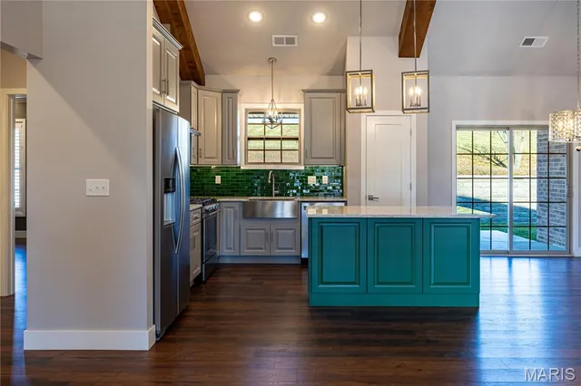 $439,000 | 1599 Helmsdale Drive, Cape Girardeau, MO 63701