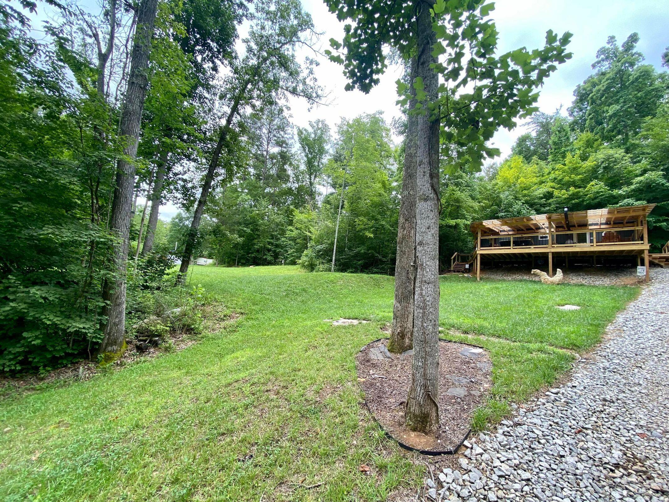349 Dripping Spring Road Glasgow, KY 42141 - Photo 1 of 23 20210711195707041704000000-o