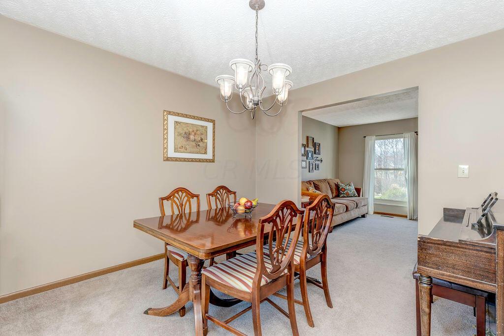 436 Barrington Ridge Pataskala, OH 43062 - Photo 12 of 62 Gallery Image 12