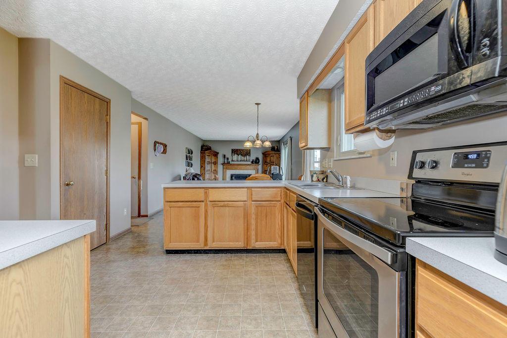 436 Barrington Ridge Pataskala, OH 43062 - Photo 14 of 62 Gallery Image 14