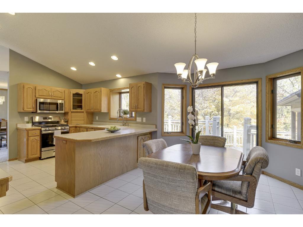 8436 Quail Hill Road Maple Grove, MN 55311 - Photo 2 of 24 Gallery Image 2