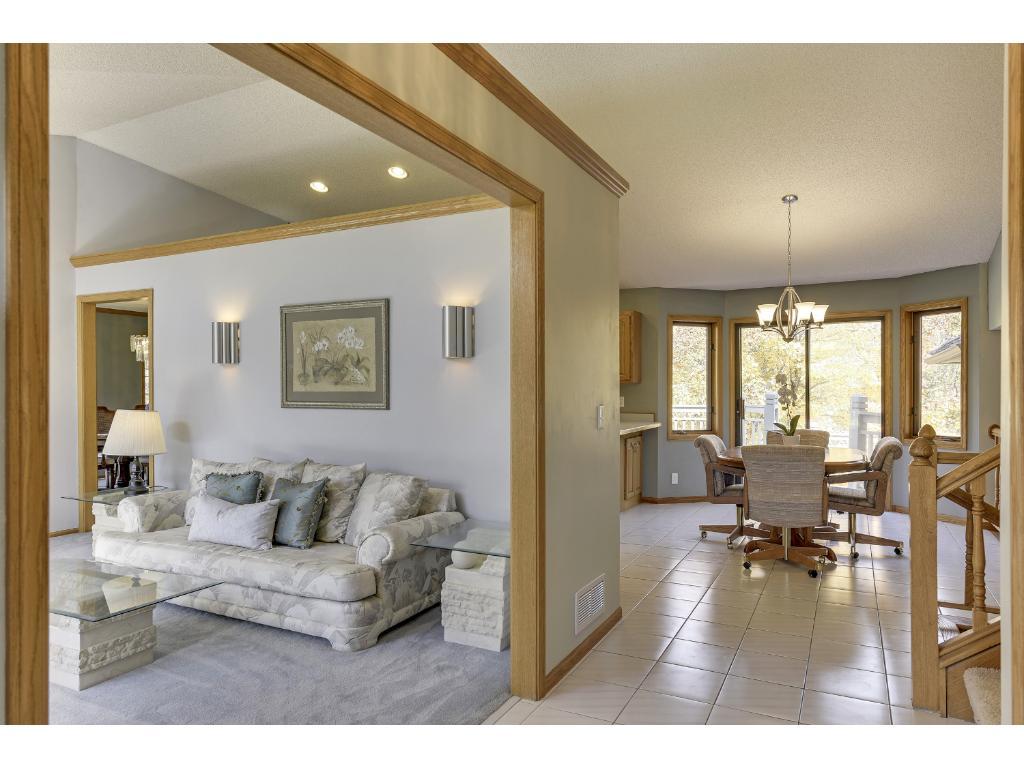8436 Quail Hill Road Maple Grove, MN 55311 - Photo 5 of 24 Gallery Image 5