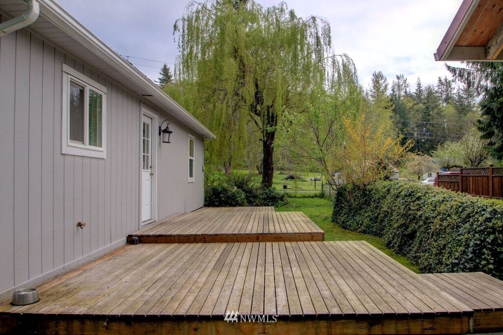 20611 English Road Mount Vernon, WA 98274 - Photo 20 of 23 Gallery Image 20