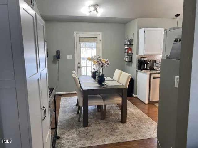 $1,990 | 712 Matney Lane, Apex, NC 27502